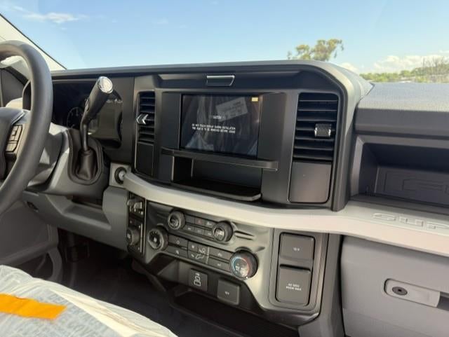 2027 Ford F-550 XL