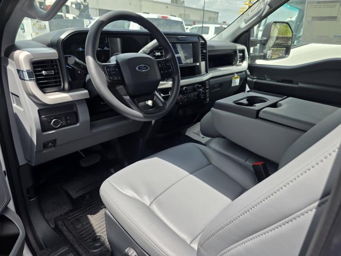 2025 Ford F-550 XL