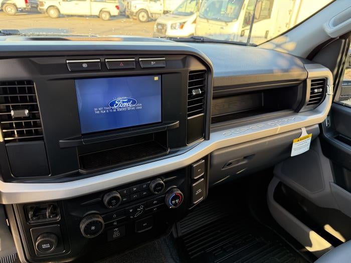 2024 Ford F-550 XL